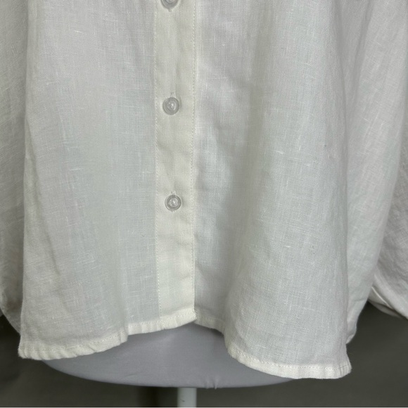 Elegant White Blouse - Picture 5 of 7